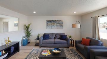 featured image of 328 E Dunbar Dr #2