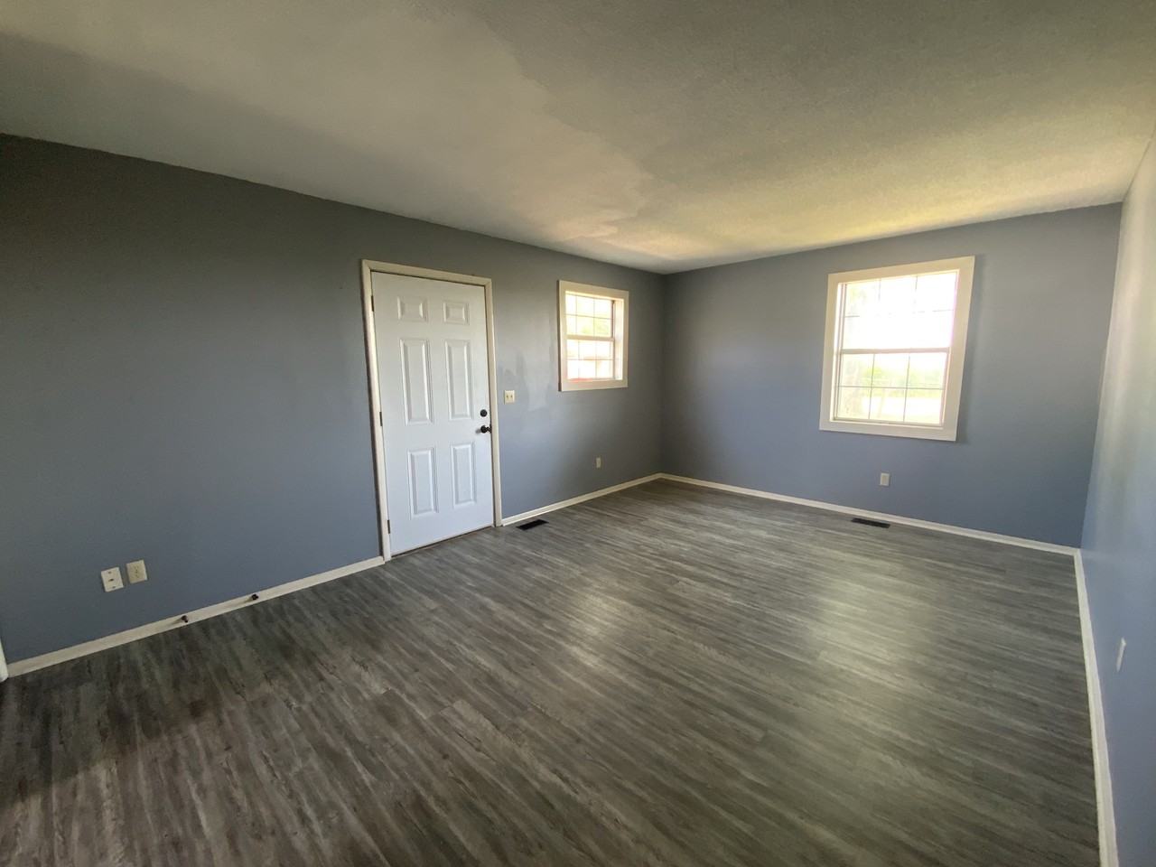 206 W 14th St #NA - Photo 2 of 18