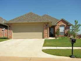 809 Sw 38th St #NA - Photo 1 of 1