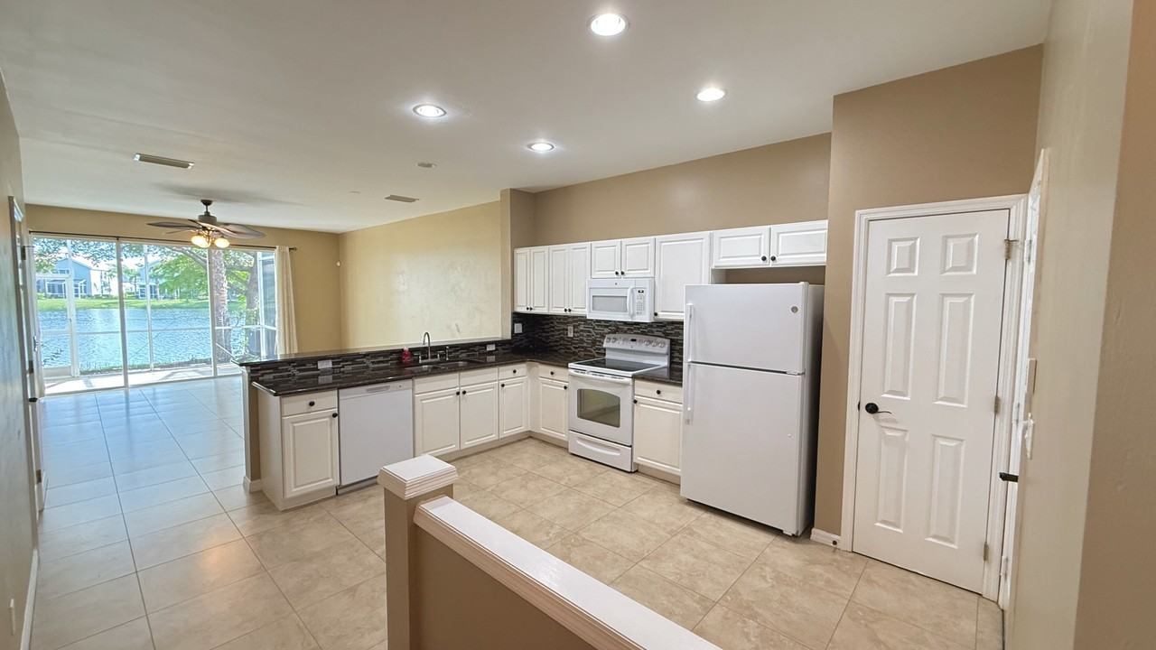 8431 Village Edge Cir #4 - Photo 2 of 14