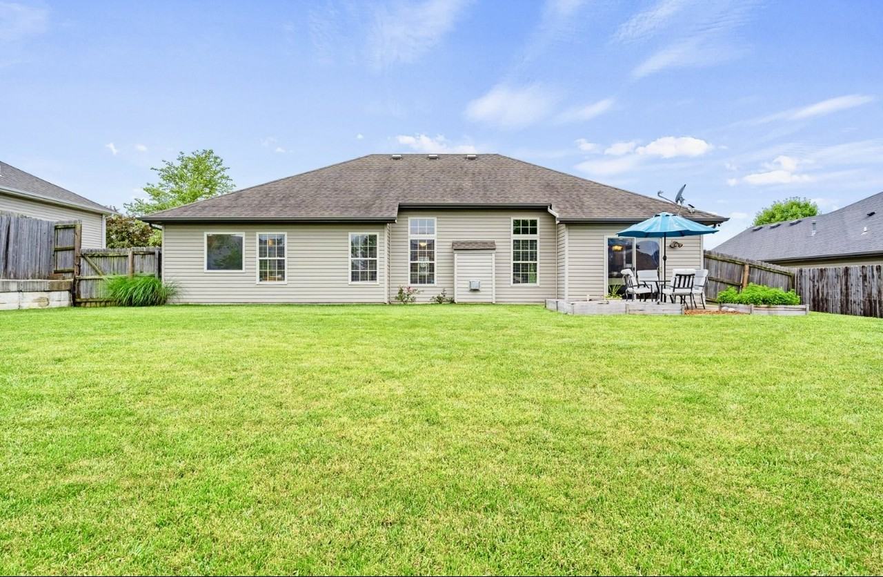 3207 Ballard Mill Dr #NA - Photo 3 of 23