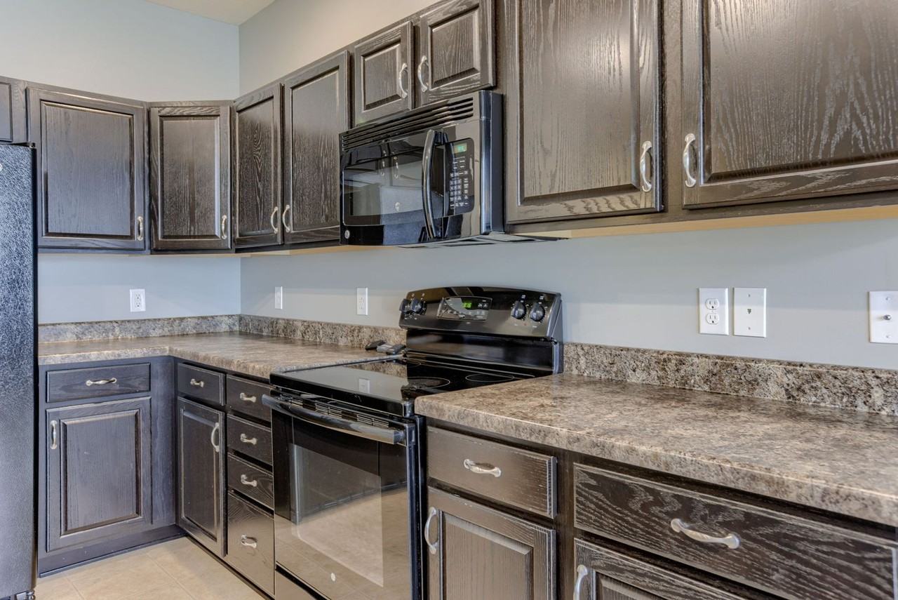 8562 King St - Photo 7 of 36