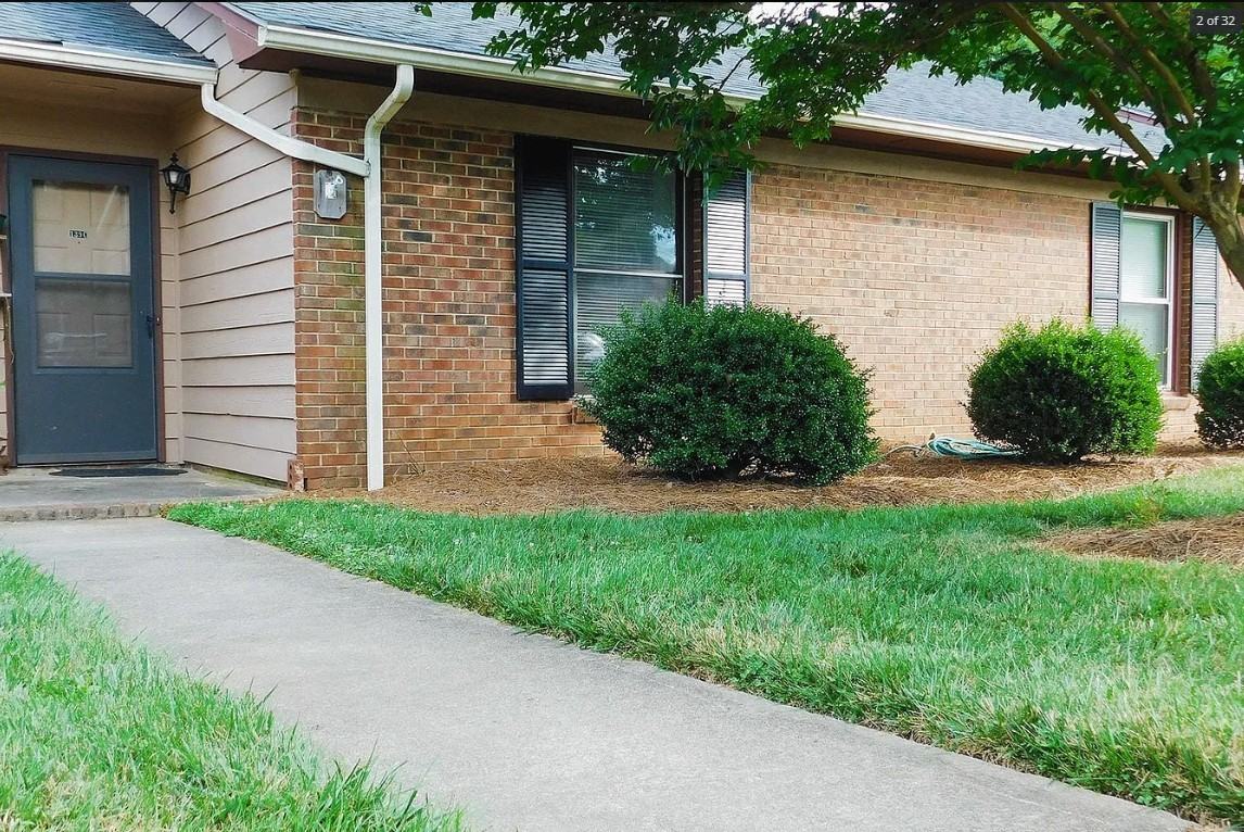 139 Glenwood Dr #C - Photo 2 of 31
