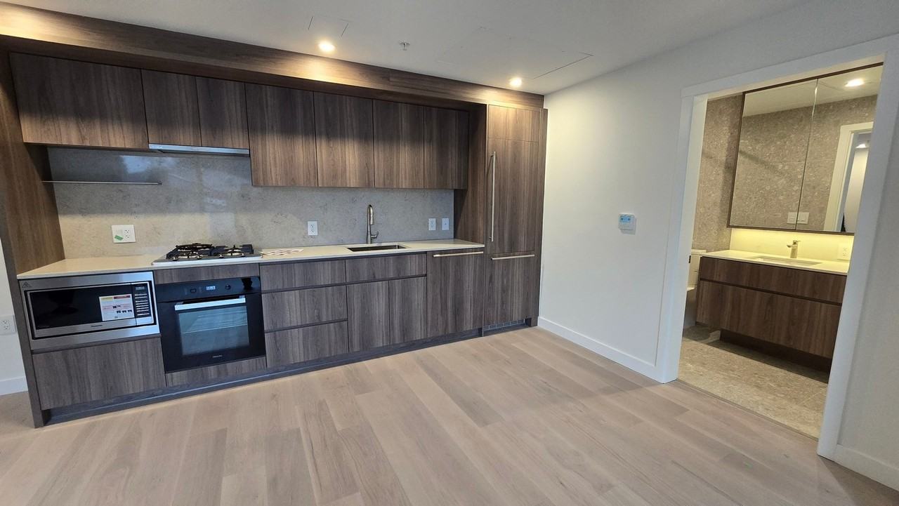 5212 Cambie Street #201 - Photo 2 of 11