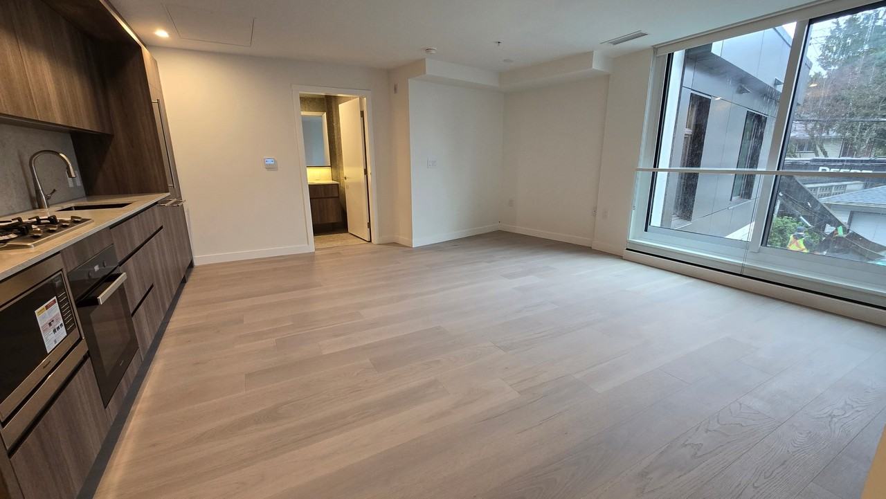 5212 Cambie Street #201 - Photo 3 of 11