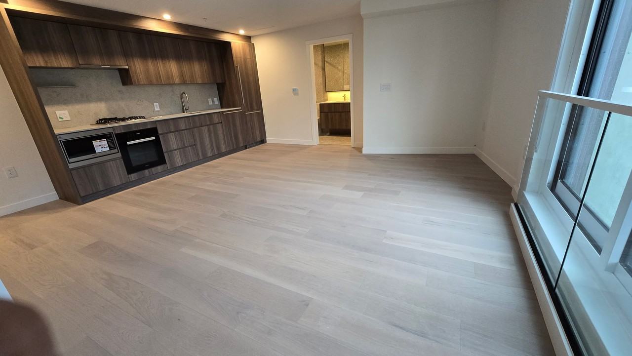 5212 Cambie Street #201 - Photo 4 of 11