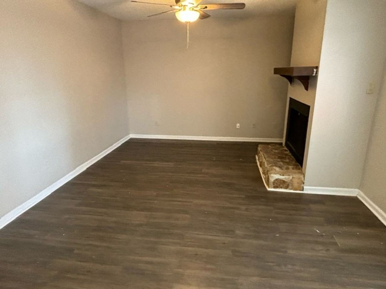 3108 Sundance Cir Apt A - Photo 2 of 9