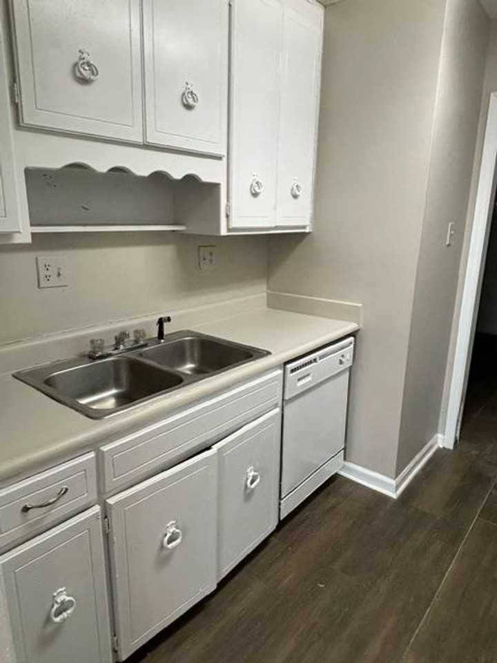 3108 Sundance Cir Apt A - Photo 4 of 9