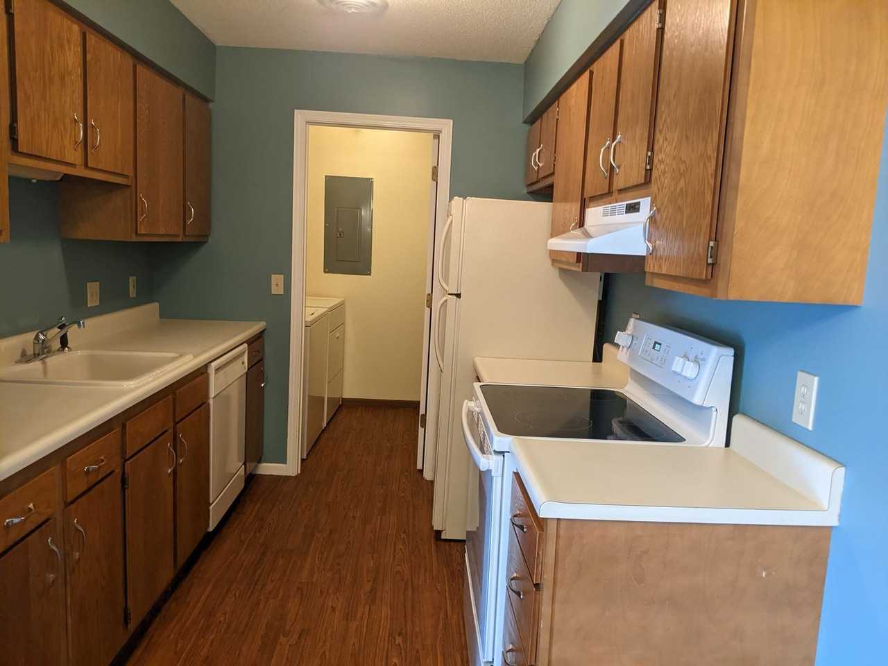 664 Frontier Ct - Photo 5 of 9