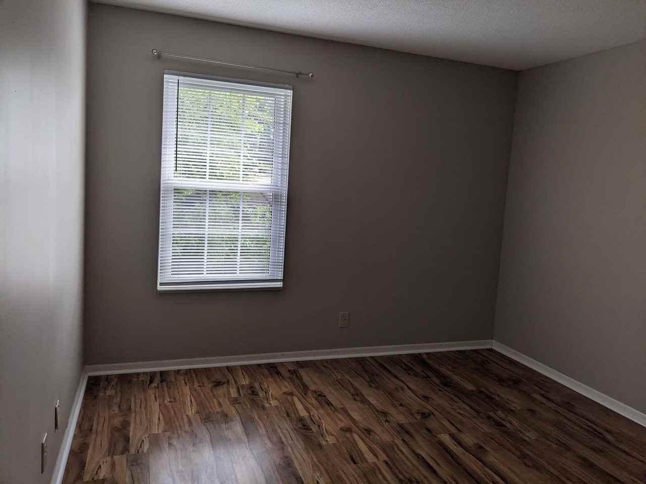 664 Frontier Ct - Photo 7 of 9