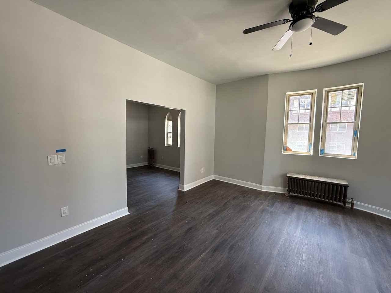 Spacious Apartment for Rent in Edgewater! - Photo 3 of 10