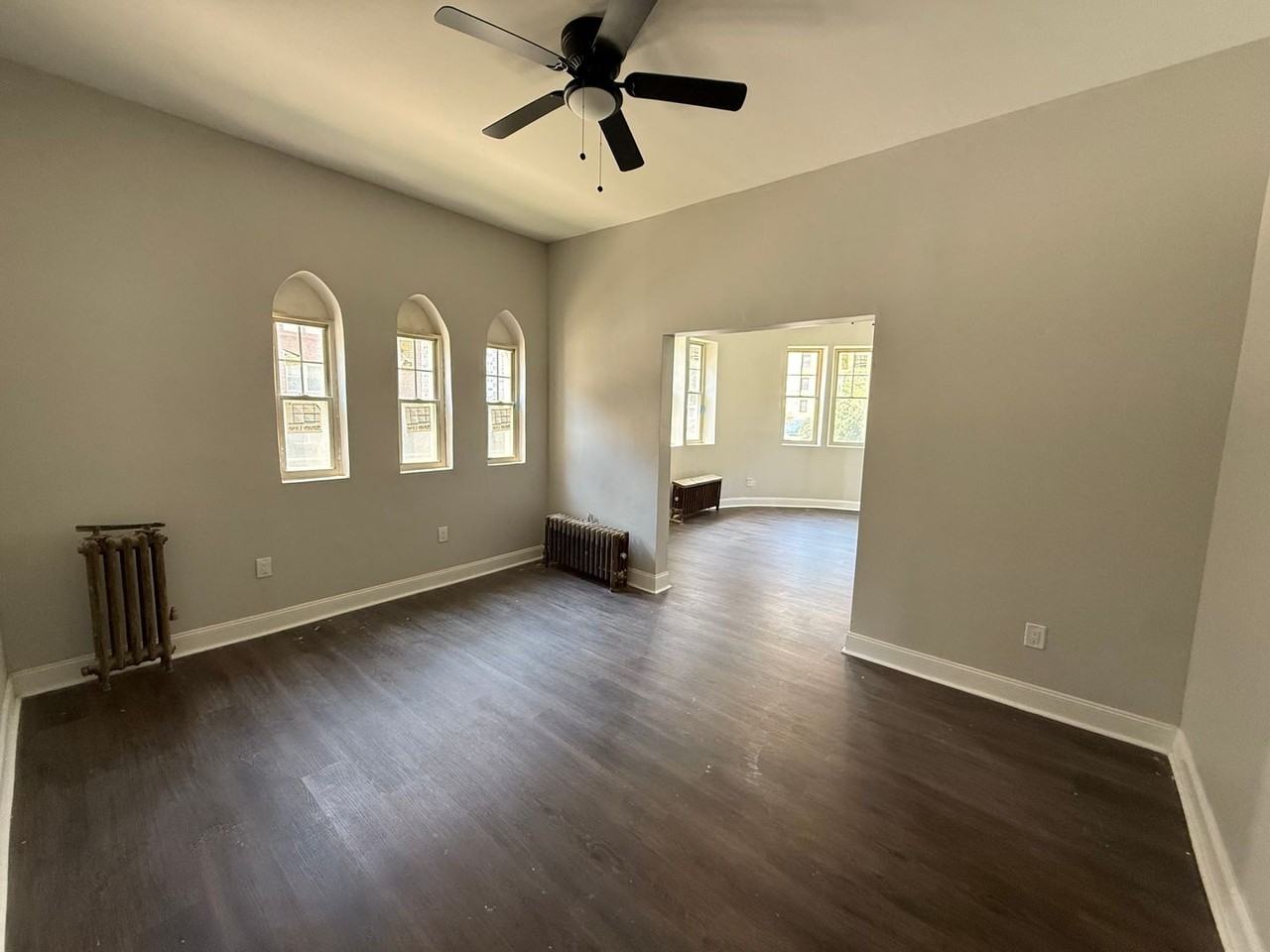 Spacious Apartment for Rent in Edgewater! - Photo 6 of 10