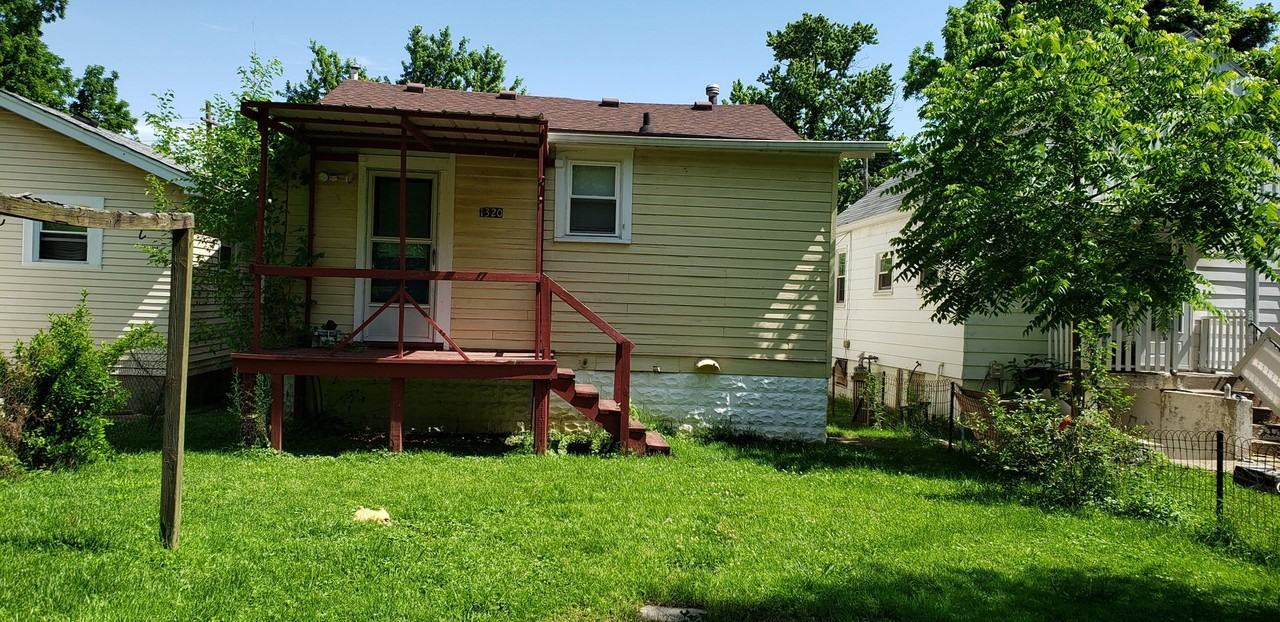 1320 Haskin Ave - Photo 2 of 15