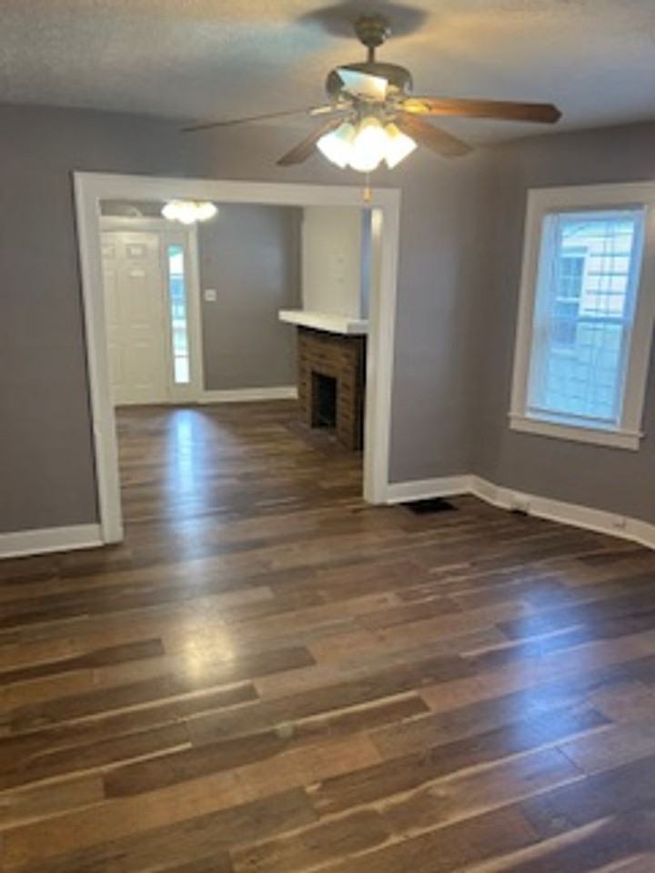 1320 Haskin Ave - Photo 3 of 15