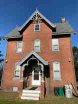 538 E Strawberry St - Photo 1 of 1