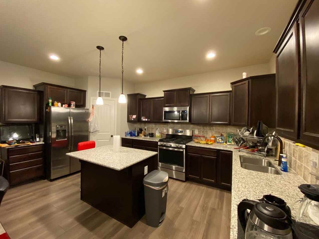 10858 Traders Pkwy - Photo 2 of 15