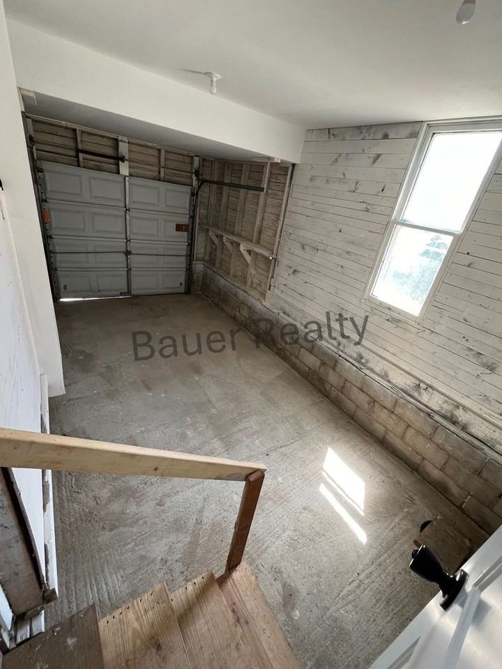 58 E Main St - Photo 5 of 27