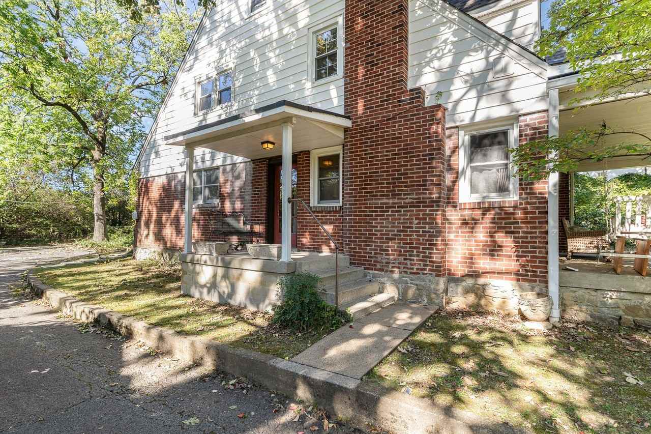 1718 Green Hills Dr #C - Photo 2 of 15