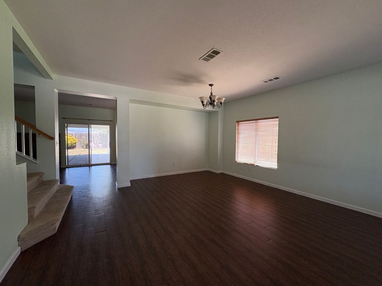 1010 Clearview St - Photo 2 of 15