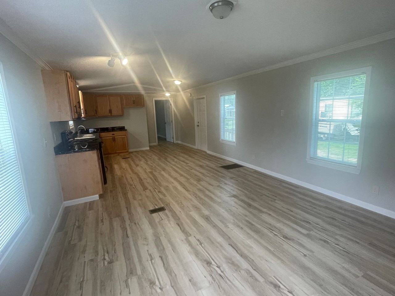 5316 Maxwell Rd - Photo 5 of 17