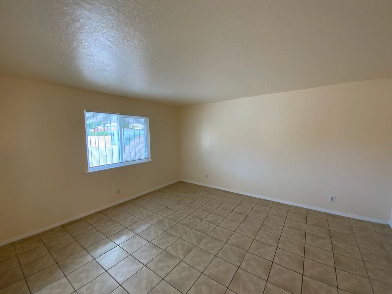 12700 Mountain Rd Ne - Photo 7 of 36