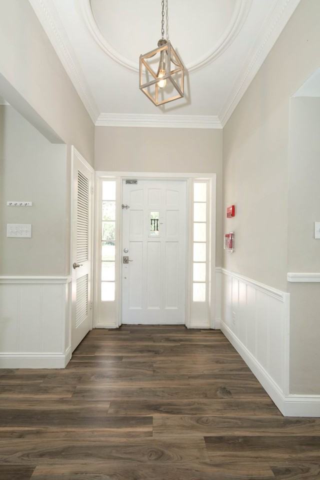 1481 Glastonberry Rd - Photo 5 of 34