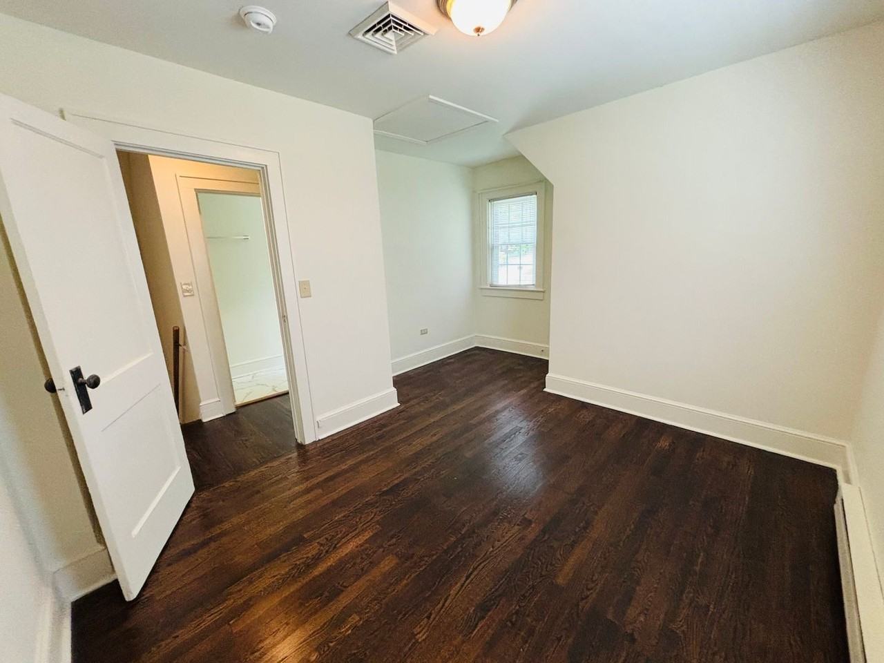 514 Sunrise Dr - Photo 4 of 22