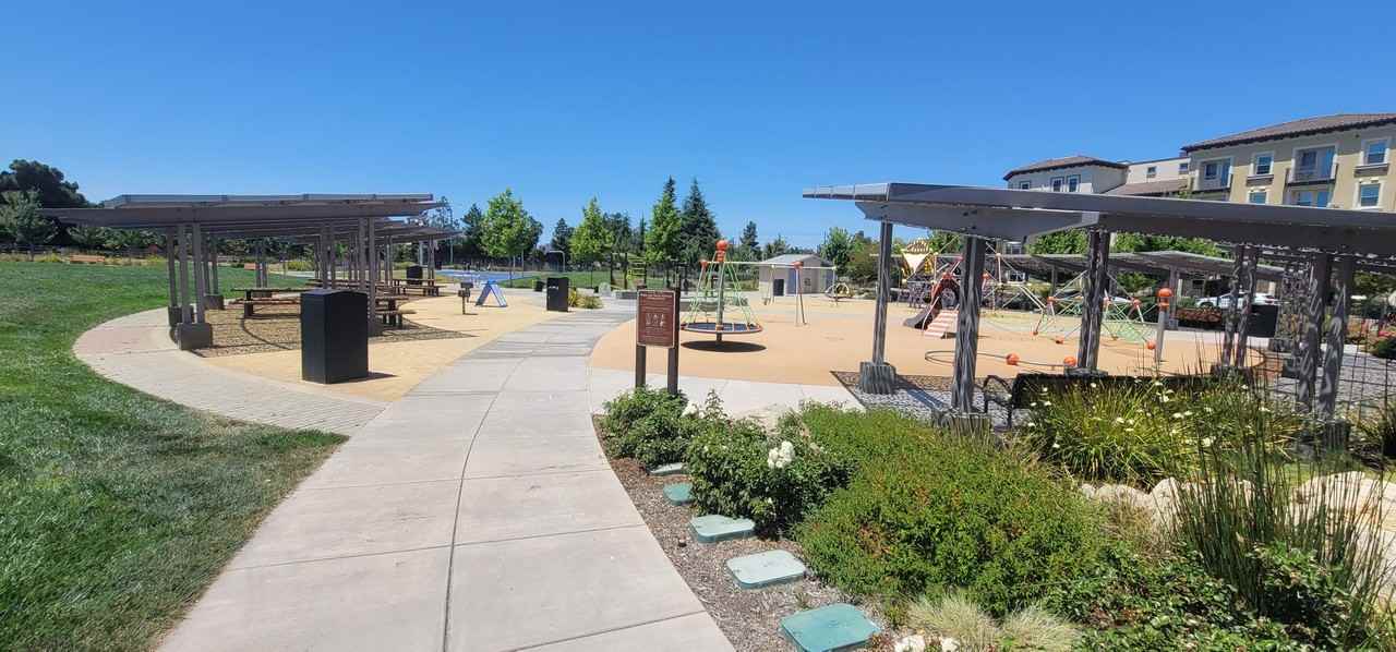 223 Orbit Way - Photo 3 of 10