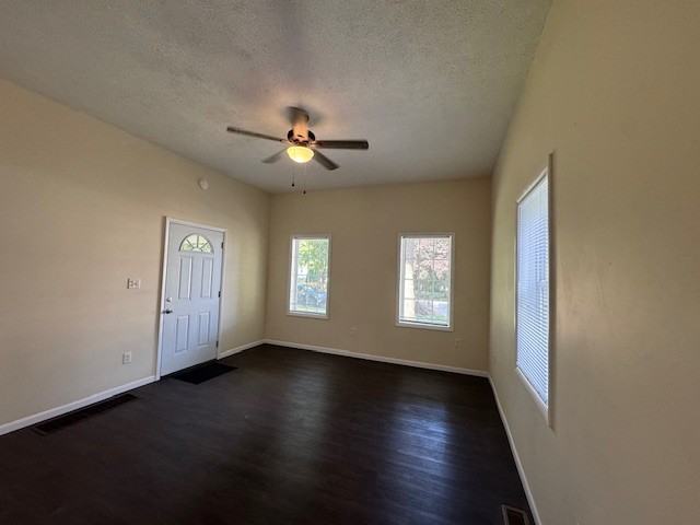 1234 Ledlie Avenue - Photo 3 of 19