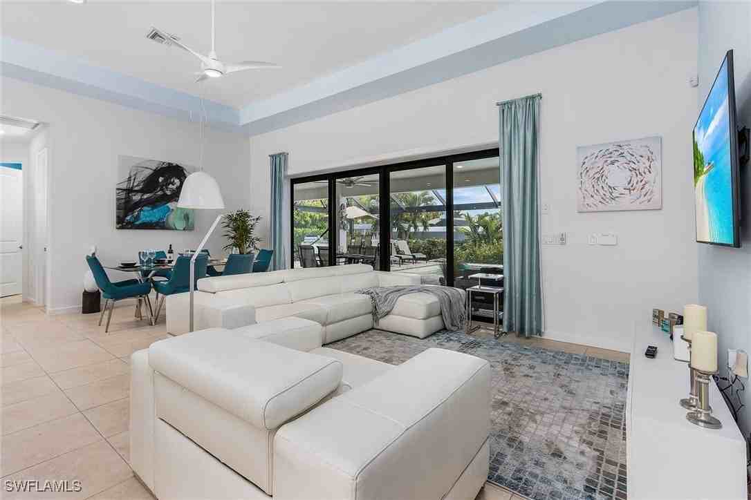 5325 Delano Ct - Photo 6 of 27