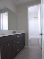 featured image of 652 Athos