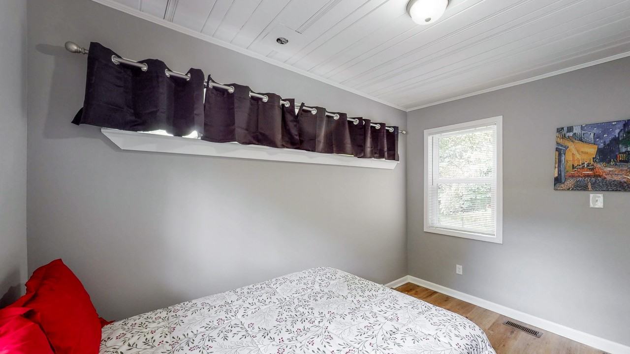 Sylvan Rd - Photo 7 of 10