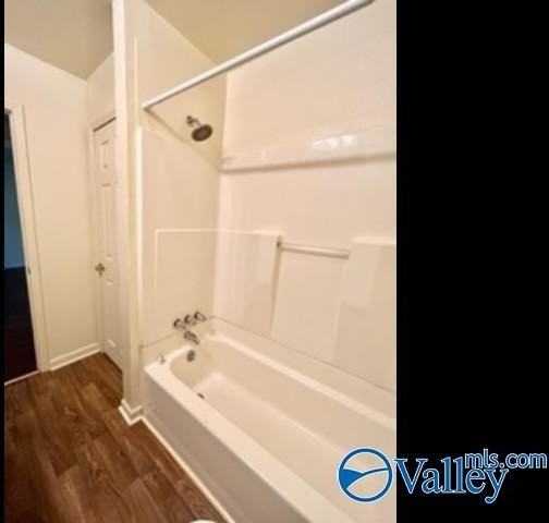 1332 Oshaughnessy Ave Ne #2 - Photo 7 of 8