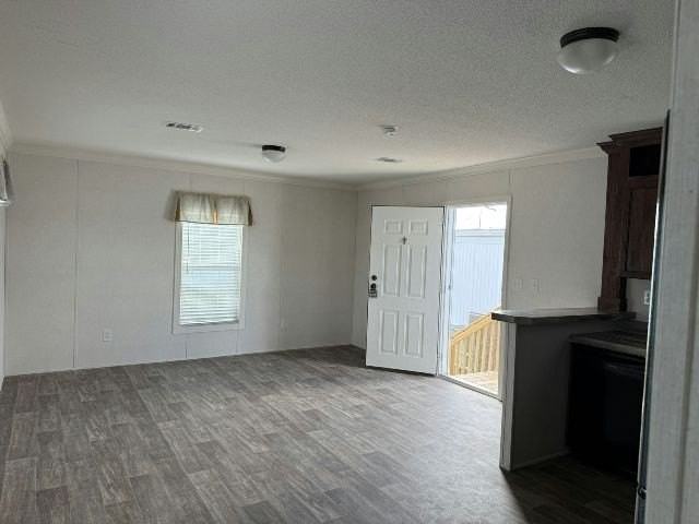 6101 Cleveland St #D14 - Photo 3 of 6