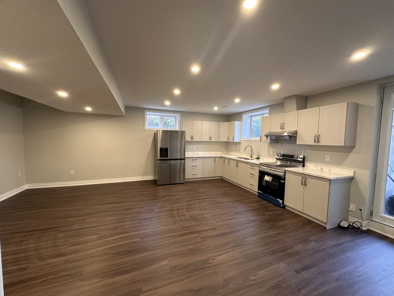 81 Thomas Street - Photo 4 of 19