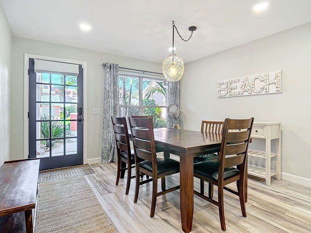 177 Casseekee Trl - Photo 4 of 17