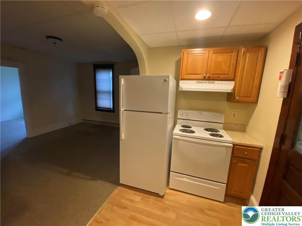 170 170 N Broadway Unit# B ##B - Photo 4 of 10