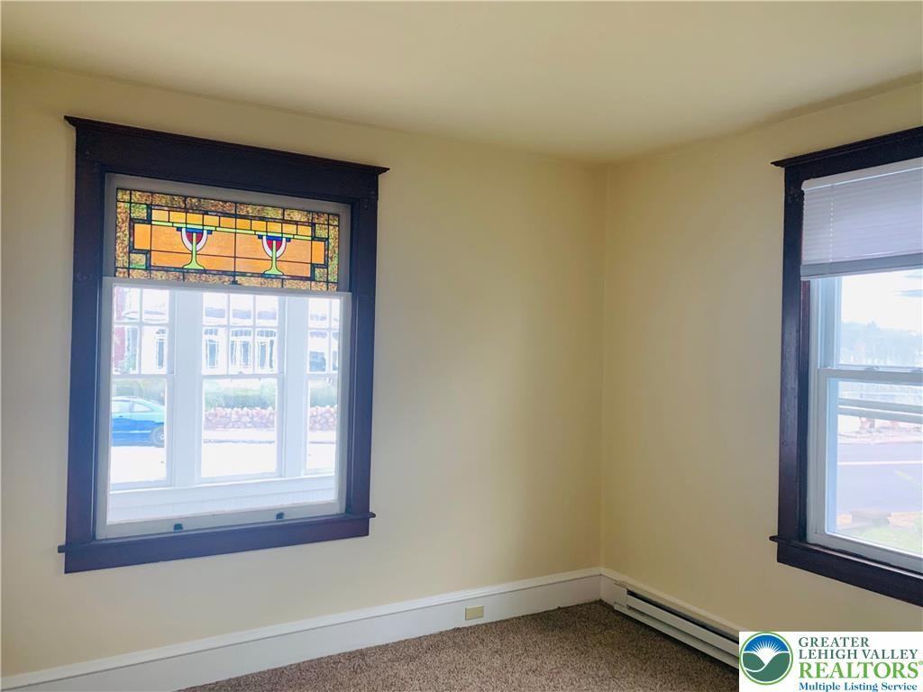 170 170 N Broadway Unit# B ##B - Photo 7 of 10