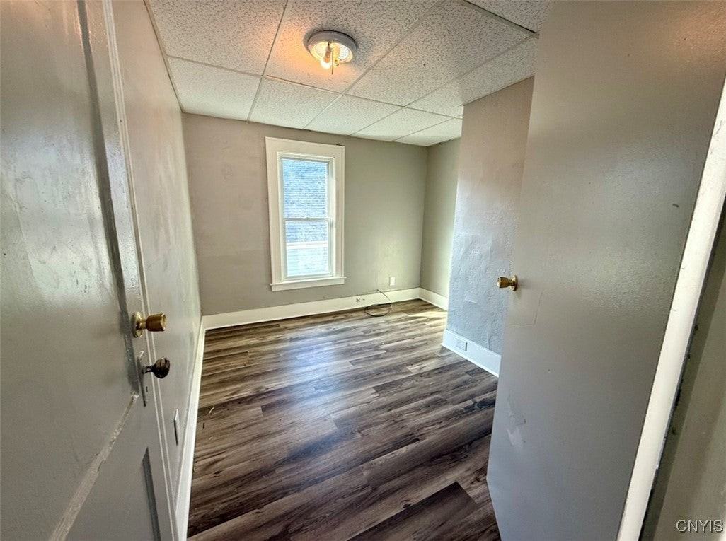 505 Hudson St - Photo 4 of 9