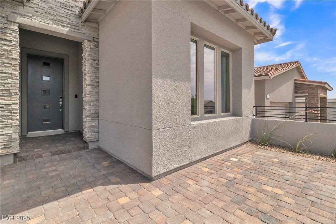 11634 Peregrine Point Ct - Photo 3 of 50