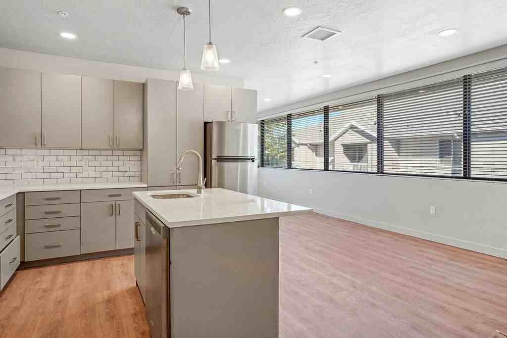 Parkview Lofts - Photo 5 of 18