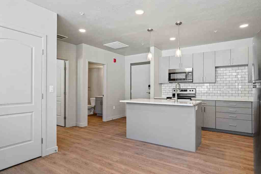 Parkview Lofts - Photo 4 of 18