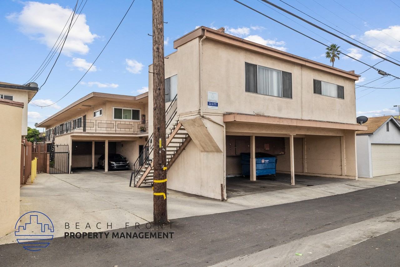 211 E. Tamarack Ave. - Photo 5 of 15