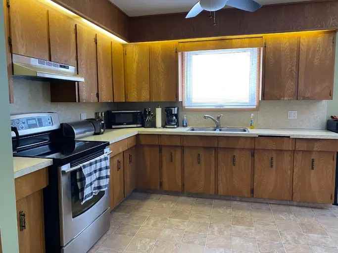 39078 MILE 68N - Photo 2 of 12