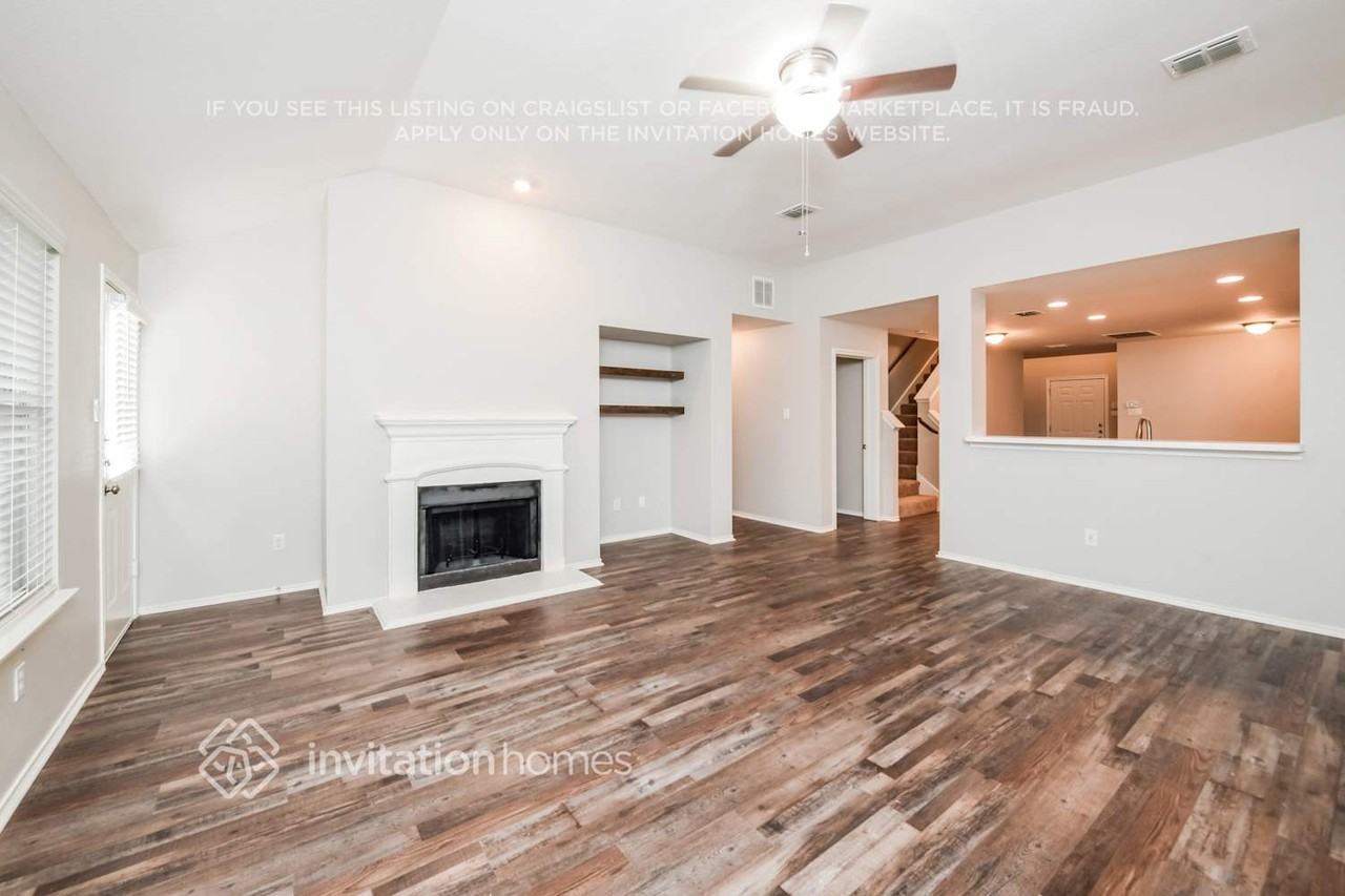 216 Cedar Crest Dr - Photo 4 of 18