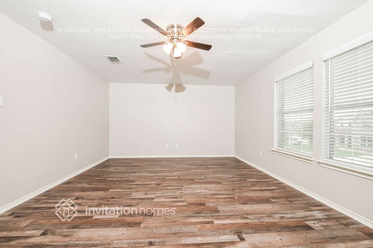 216 Cedar Crest Dr - Photo 5 of 18