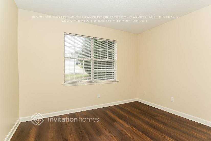 1131 Collyns Ct - Photo 5 of 16