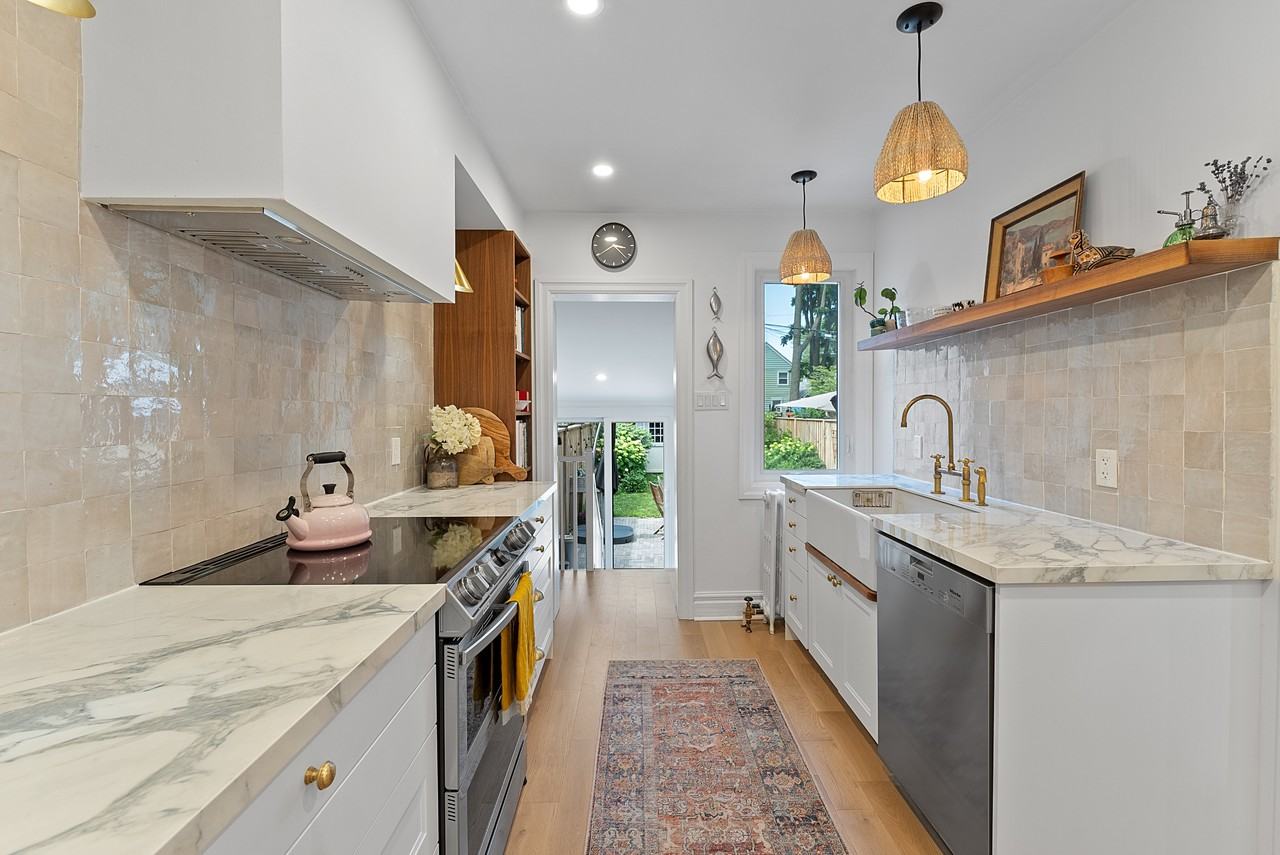 16 Springdale Blvd #1 - Photo 2 of 50