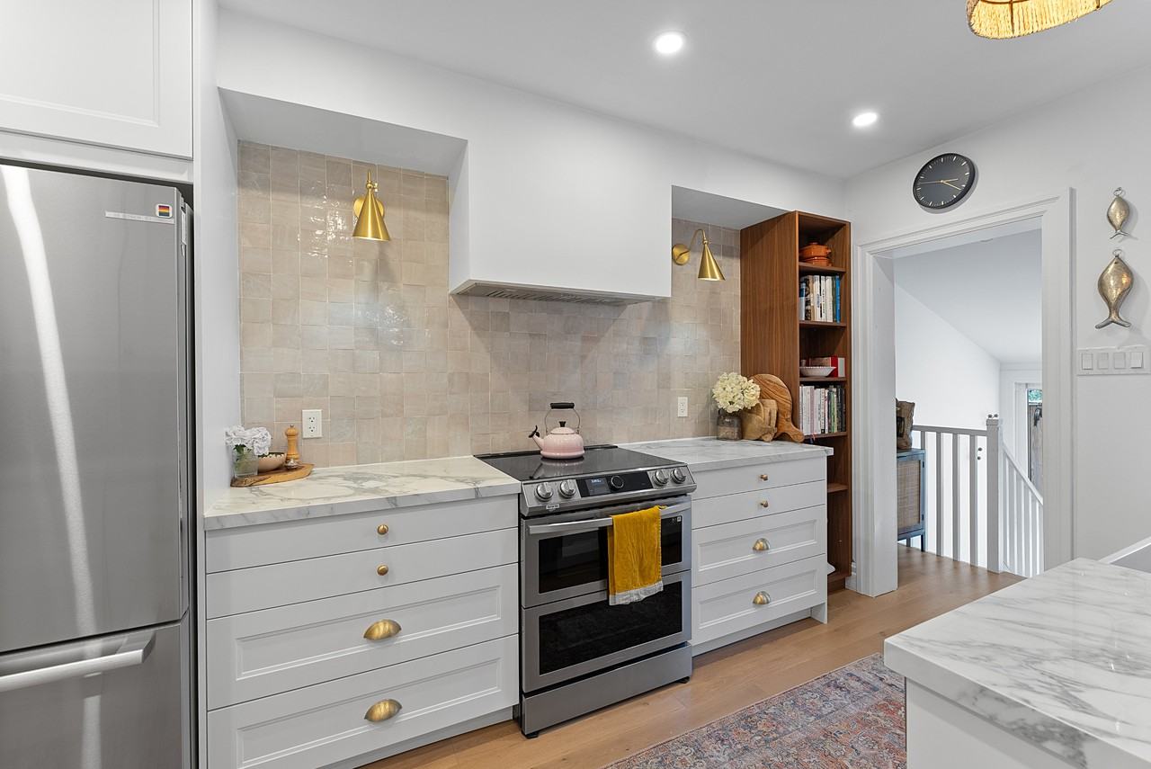 16 Springdale Blvd #1 - Photo 7 of 50