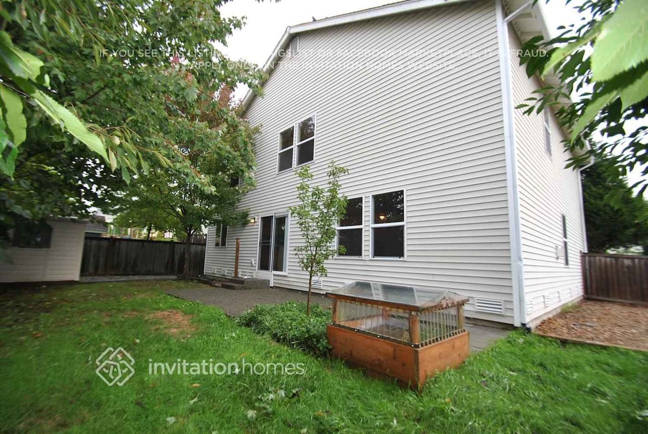 29683 128th Ct Se - Photo 2 of 3